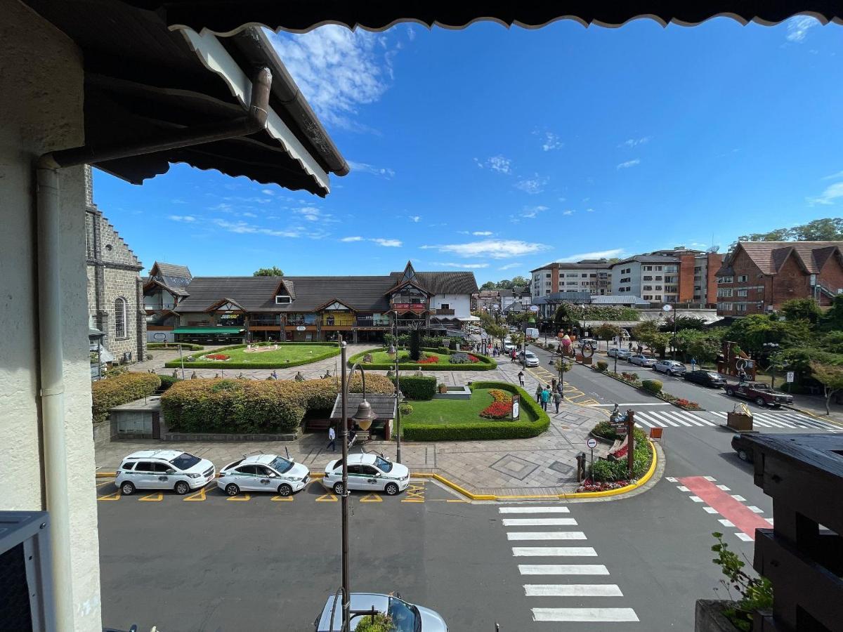 Apartamento Oppitz - No Coracao De Gramado Junto Da Rua Coberta Apartment Екстериор снимка